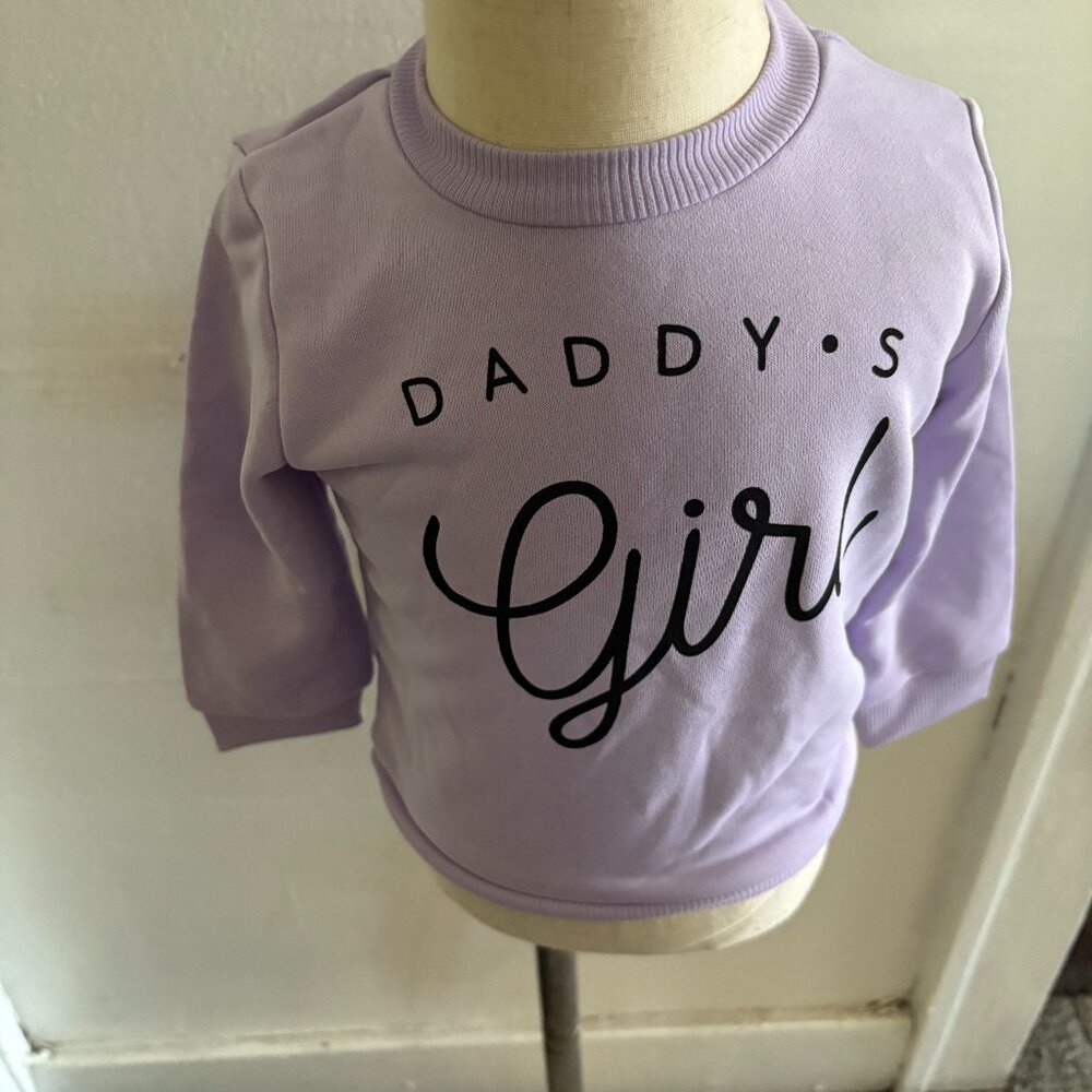 Infant Lavendar long sleeve crew neck sweatshirt very soft